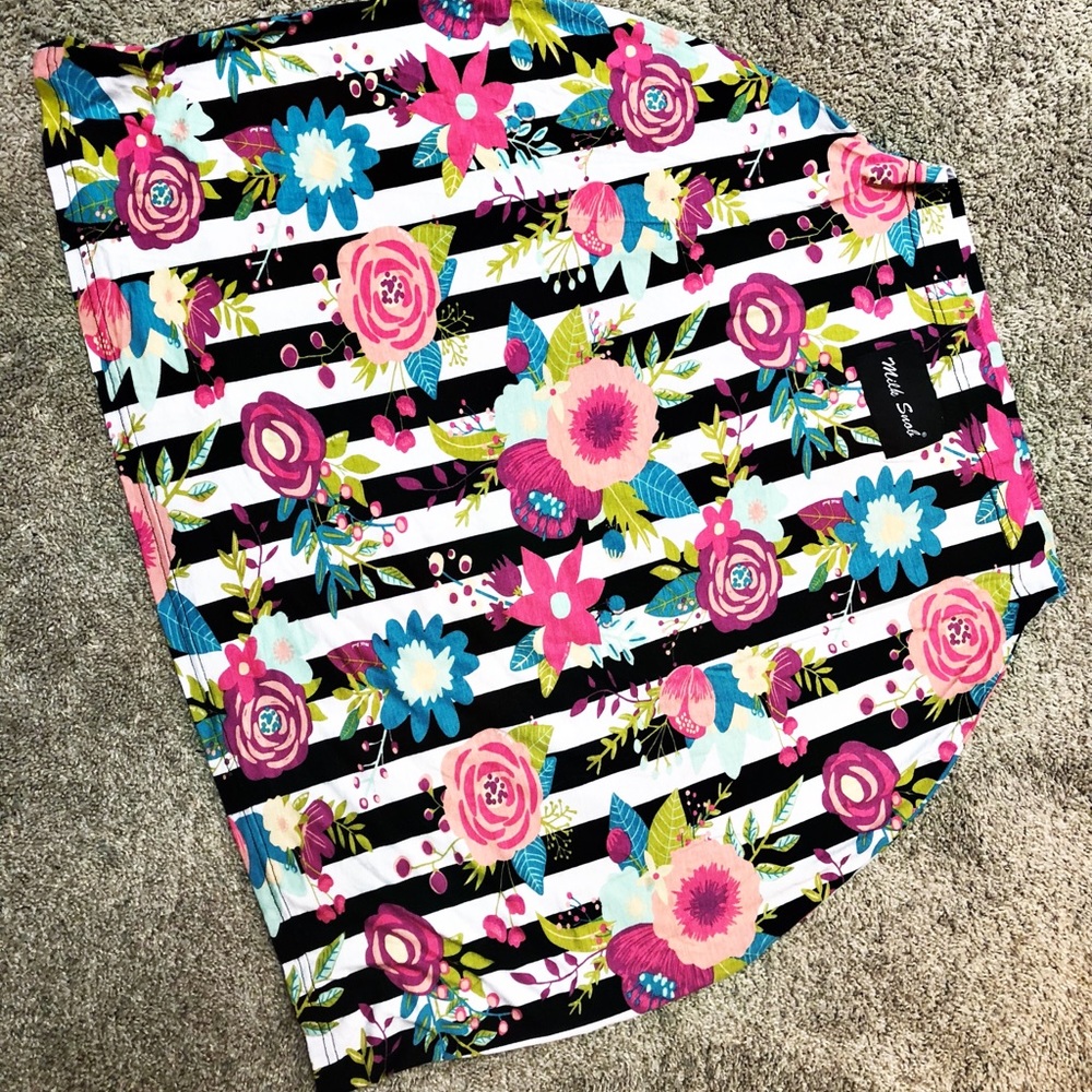 Milk snob car seat cover black and white stripes